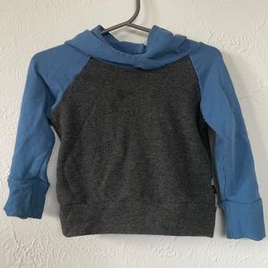 Thin Raglan Sweatshirt